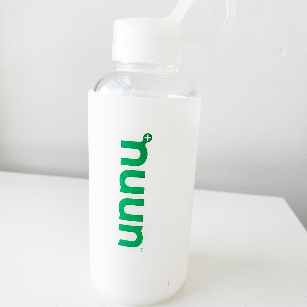 h2go Karma 16 oz Glass Water Bottle (Nuun Branded) - Brand New